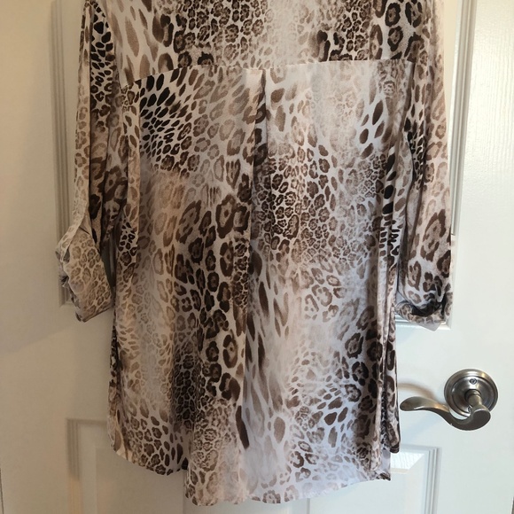 ANIMAL PRINT 3/4 SLEEVE BLOUSE🤎🤍🖤 - Picture 2 of 6